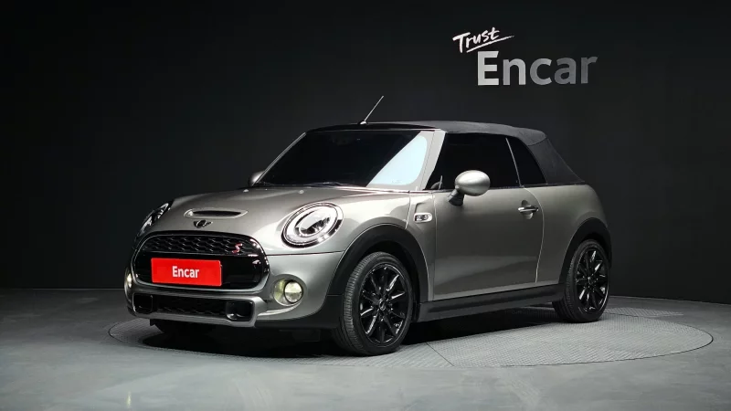 MINI Cooper Convertible