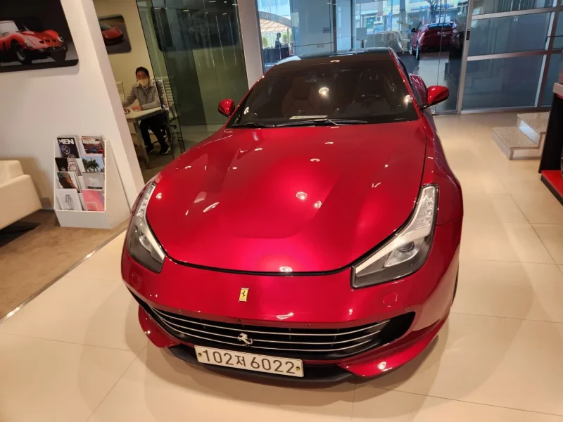 Ferrari GTC4 Lusso
