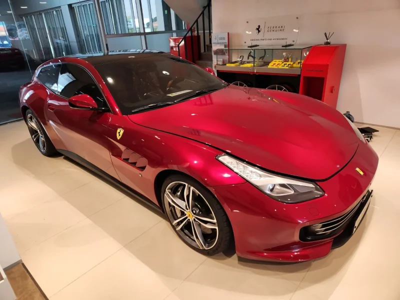 Ferrari GTC4 Lusso
