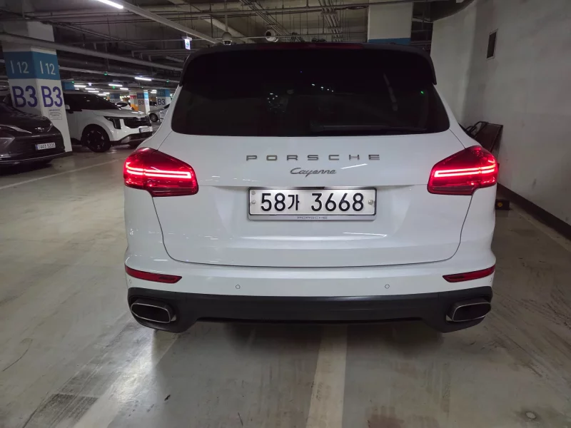 Porsche CAYENNE