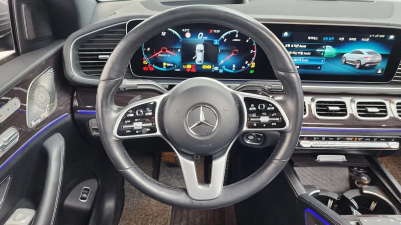 Mercedes-Benz GLE-Class