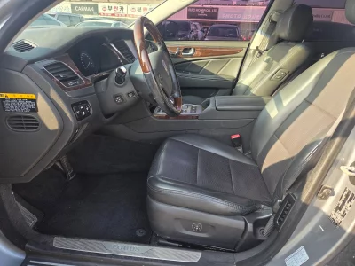 Hyundai Equus