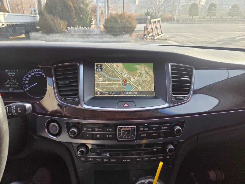 Hyundai Equus