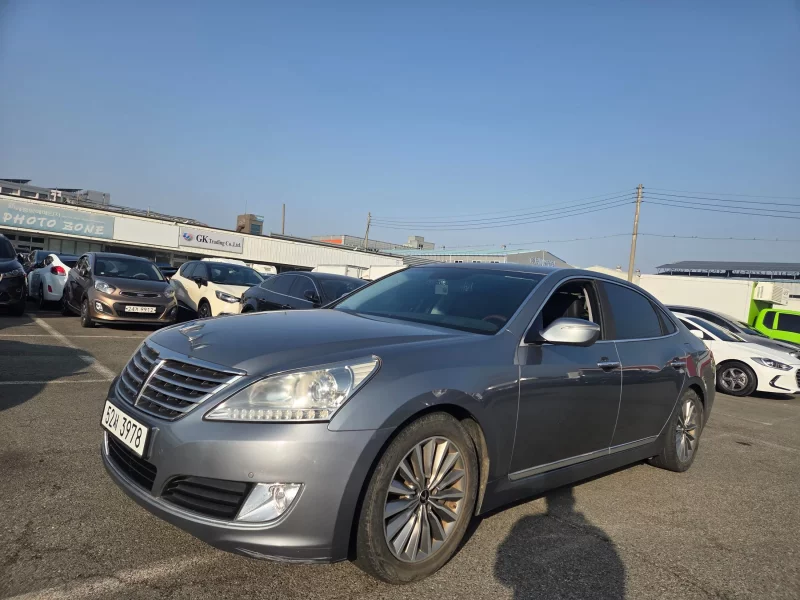 Hyundai Equus