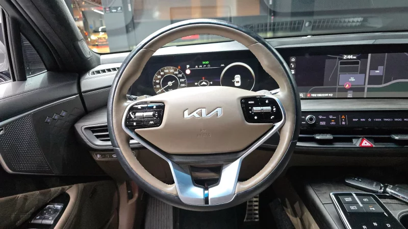 Kia K8