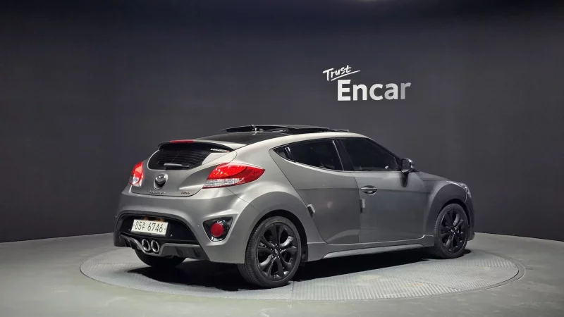Hyundai Veloster