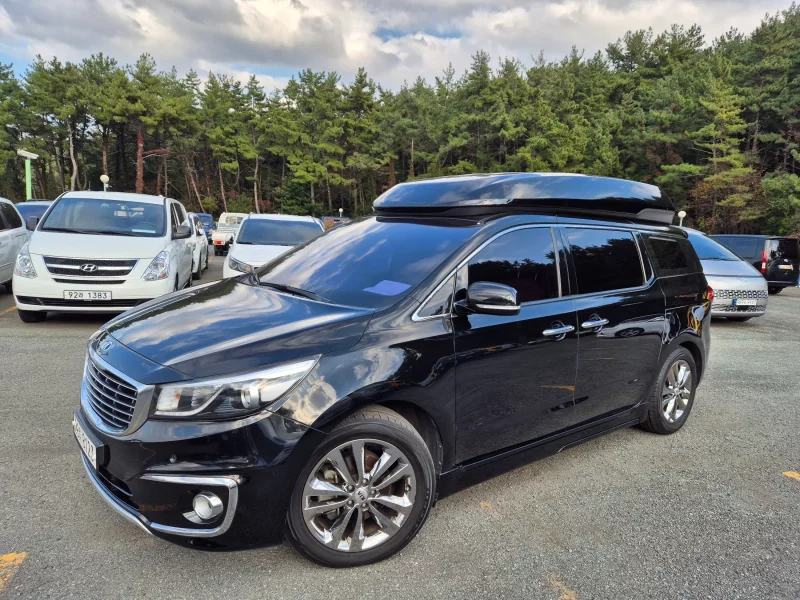 Kia Carnival