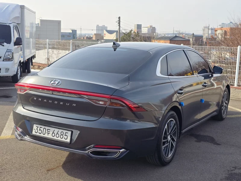 Hyundai Grandeur