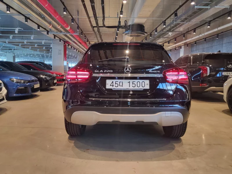 Mercedes-Benz GLA-Class