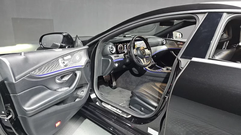 Mercedes-Benz CLS-Class