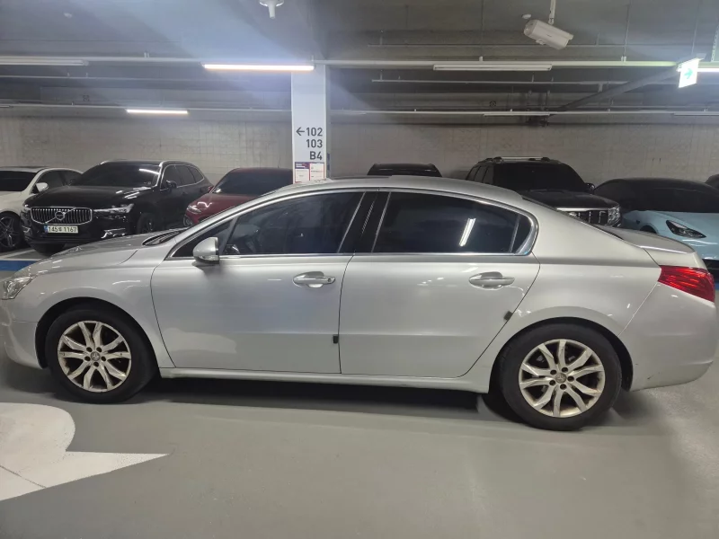 Peugeot 508