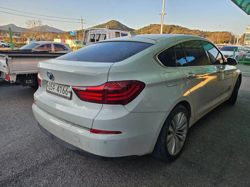 BMW 5-Series Gran Turismo