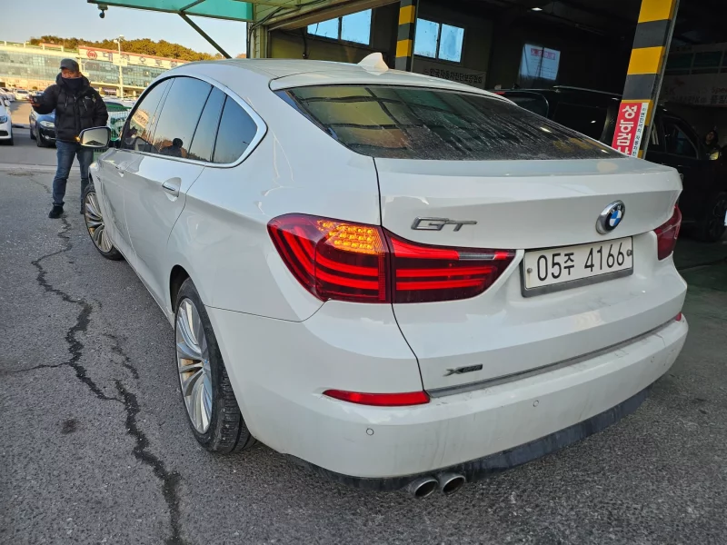 BMW 5-Series Gran Turismo
