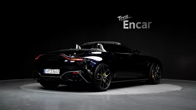 Aston Martin VANTAGE