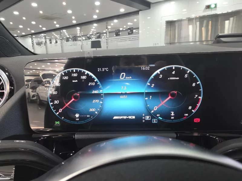 Mercedes-Benz GLA-Class