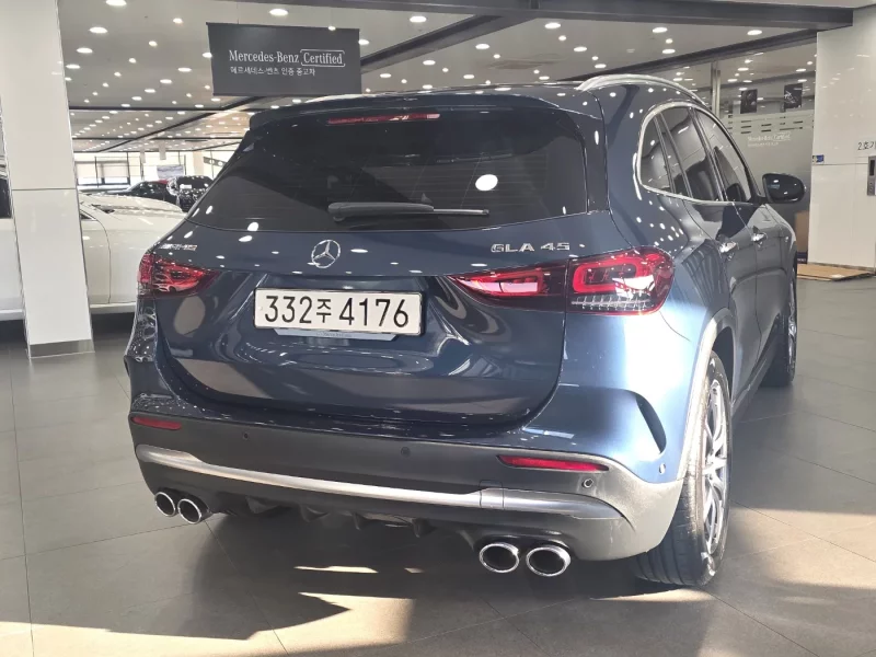 Mercedes-Benz GLA-Class