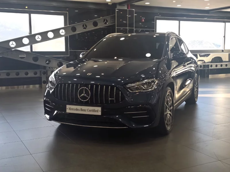 Mercedes-Benz GLA-Class