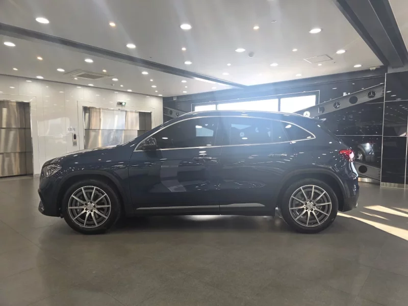 Mercedes-Benz GLA-Class