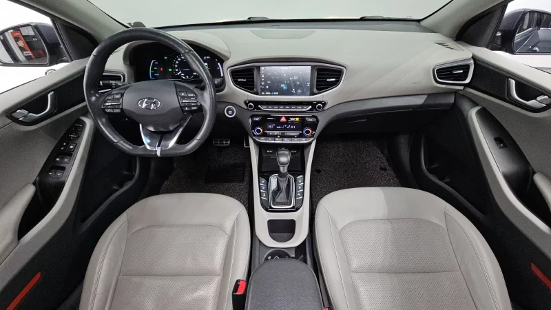 Hyundai Ioniq
