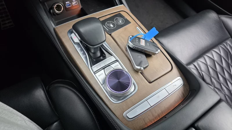 Kia K9