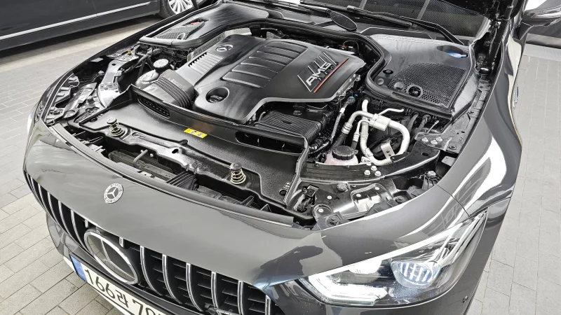 Mercedes-Benz AMG GT