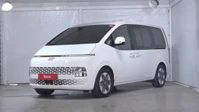 Hyundai Staria