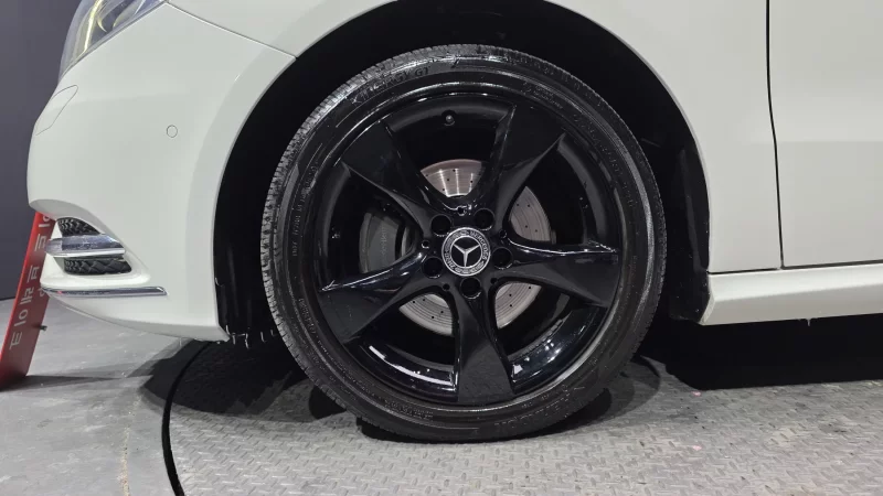 Mercedes-Benz B-Class