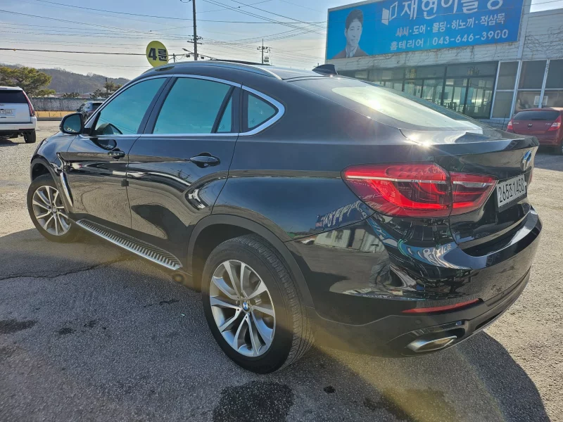 BMW X6