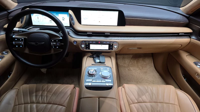 Genesis G90