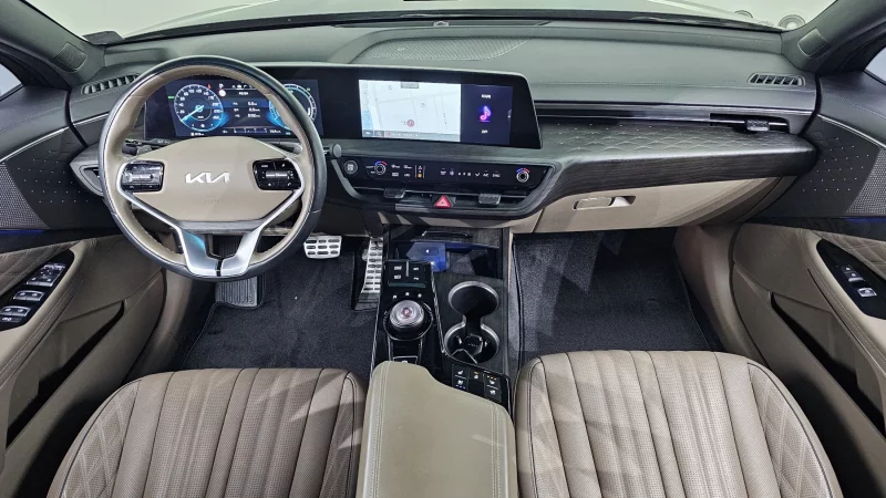 Kia K8