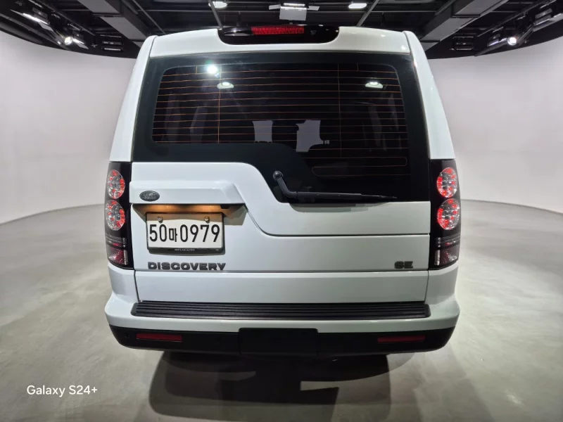 Land Rover DISCOVERY