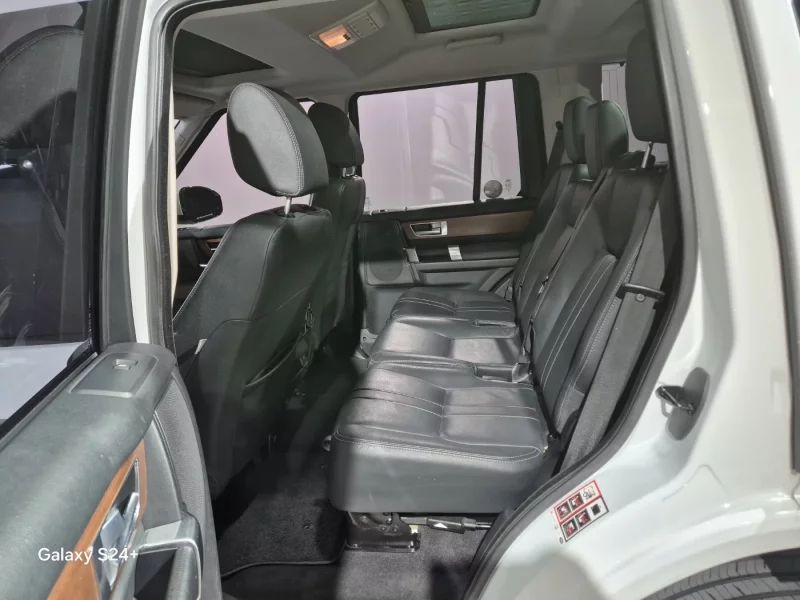 Land Rover DISCOVERY