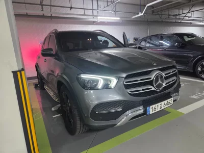 Mercedes-Benz GLE-Class