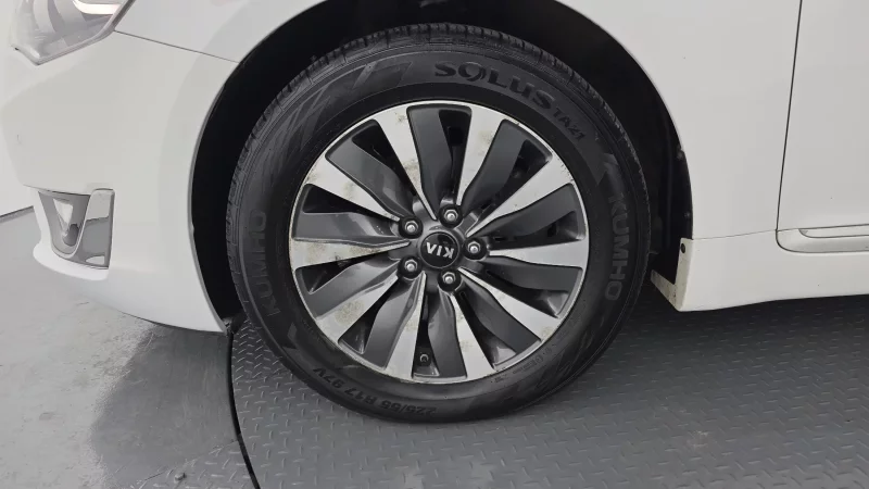 Kia K7