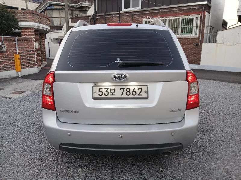 Kia Carens