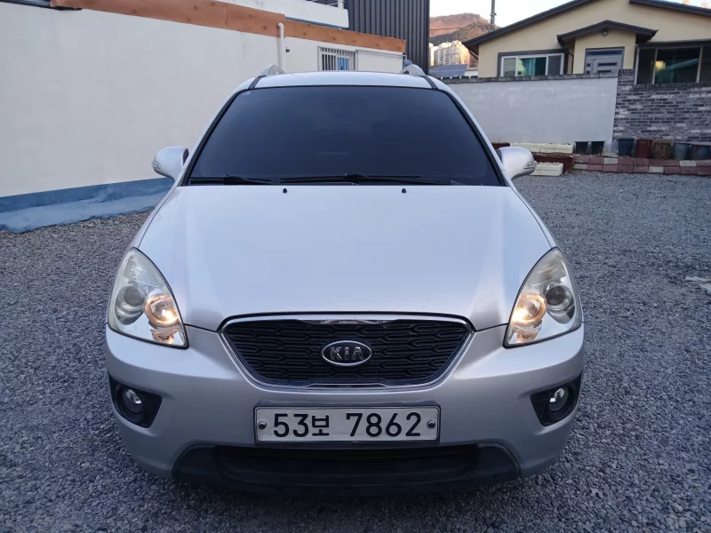 Kia Carens