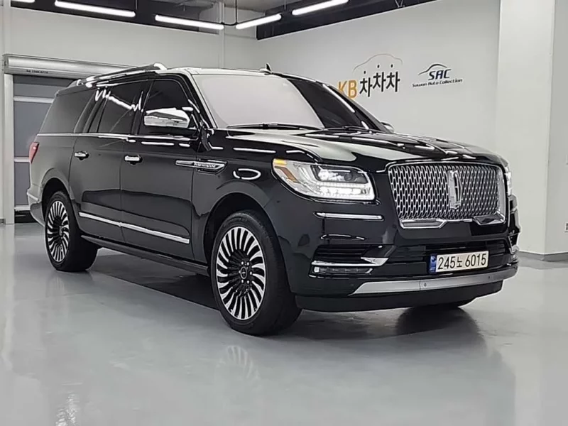 Lincoln NAVIGATOR