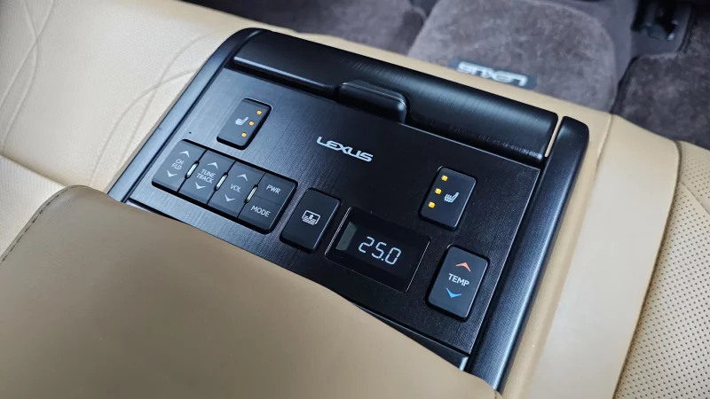 Lexus ES300h