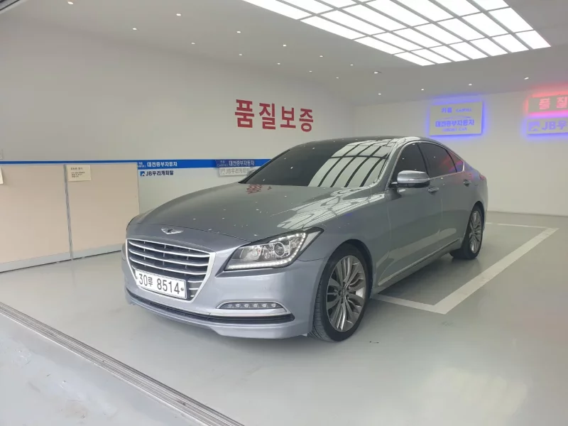 Hyundai Genesis