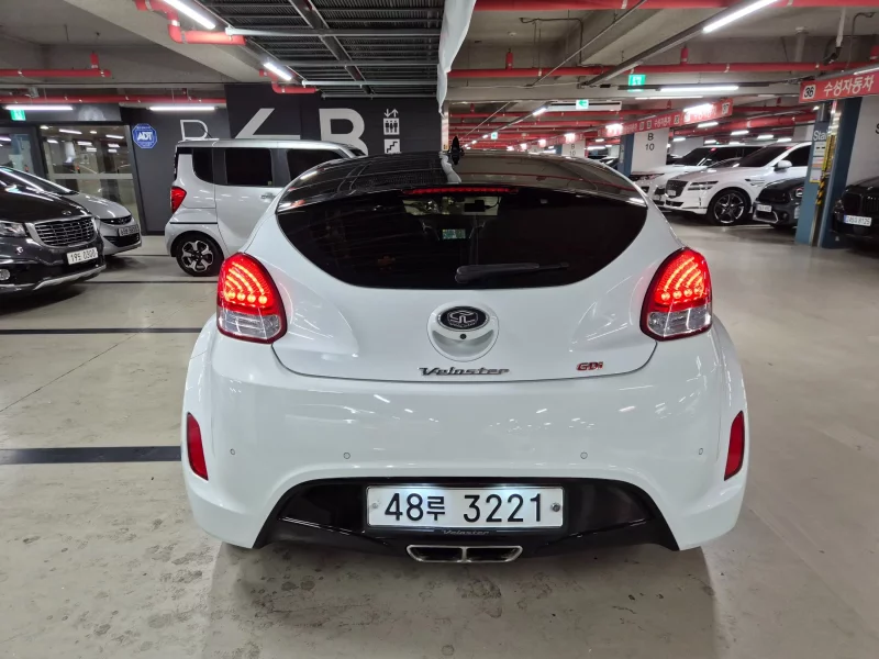 Hyundai Veloster