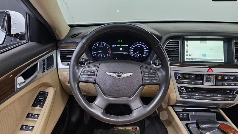 Genesis G80