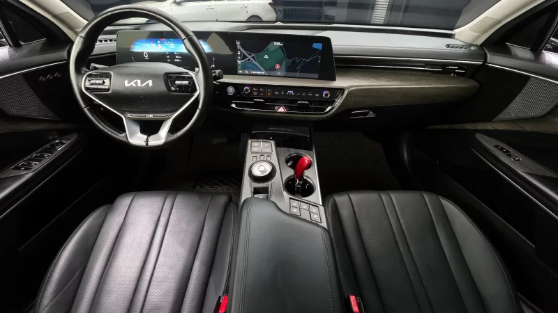 Kia K8