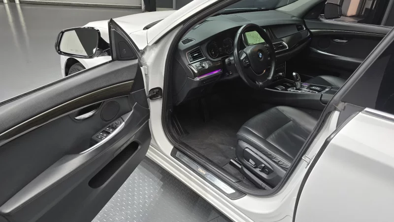 BMW 5-Series Gran Turismo