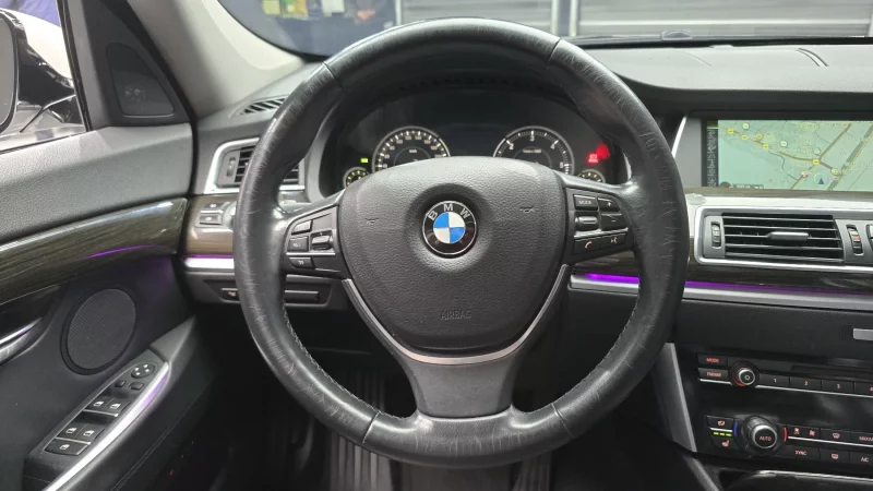 BMW 5-Series Gran Turismo