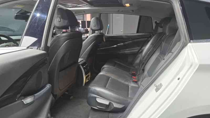 BMW 5-Series Gran Turismo