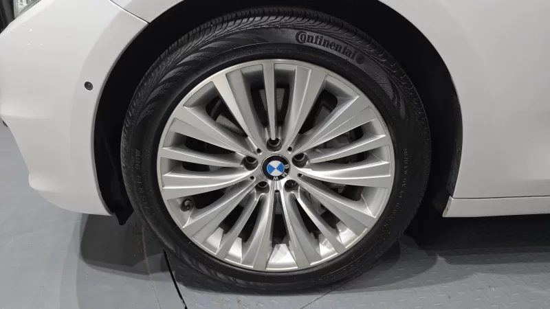 BMW 5-Series Gran Turismo