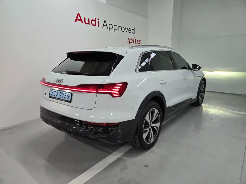 Audi Q8 E-TRON