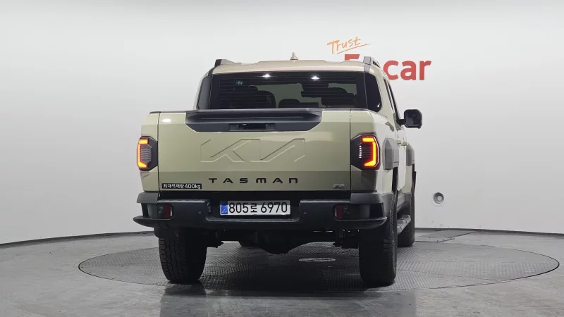 Kia Tasman