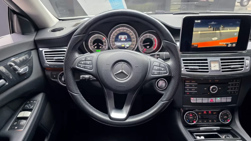 Mercedes-Benz CLS-Class