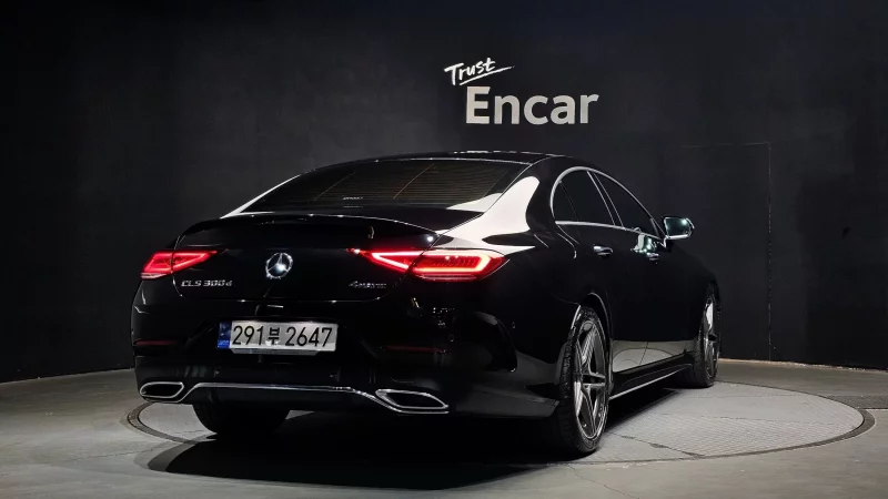 Mercedes-Benz CLS-Class